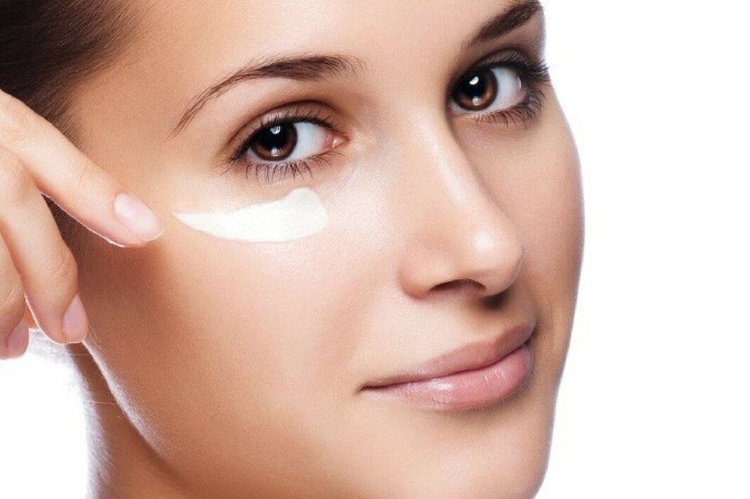 Maske okoli oči